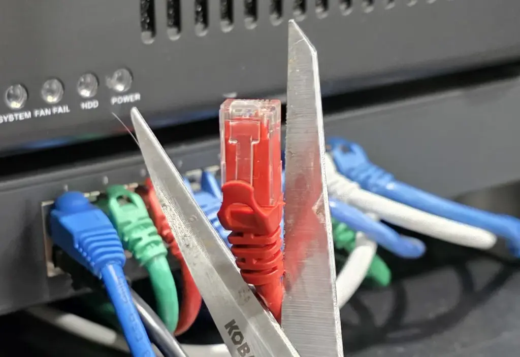 Linux Networking Continues Being Bombarded With AI Patches